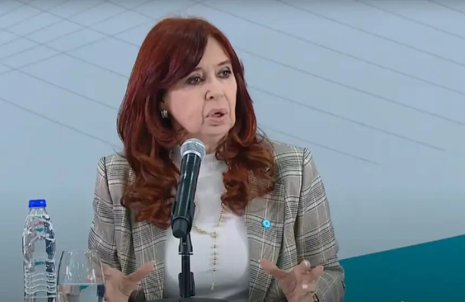 Cristina Kirchner presentó su lista para las elecciones en el PJ