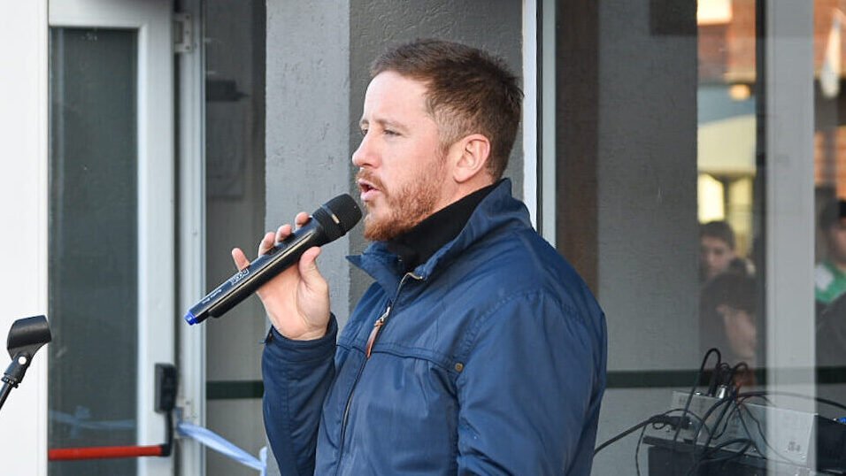 Bowen cuestionó el centralismo del PJ y pidió apertura: «El partido se cerró y la militancia quedó afuera»