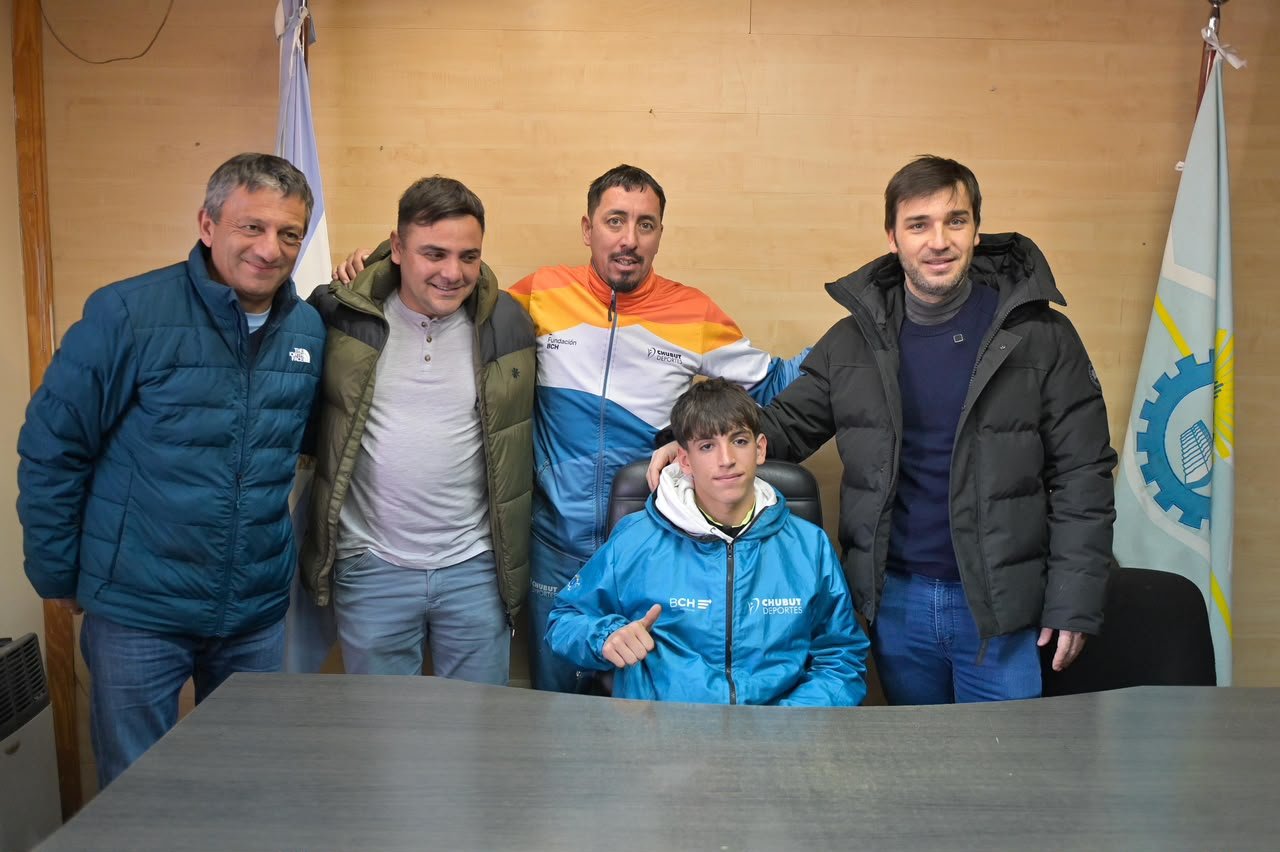 Plan Galina: Torres ratificó el acompañamiento a clubes del interior con importante inversión para el Club Pirque de Epuyén