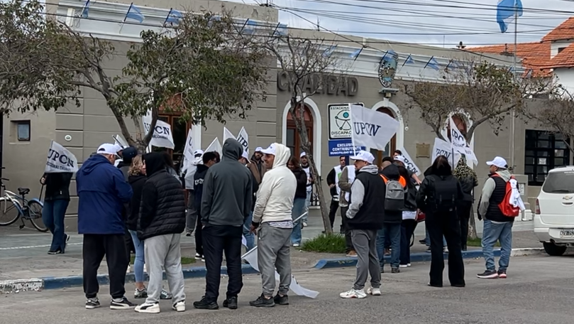 Fuerte reclamo de UPCN a Damián Biss por incertidumbre en el pago de sueldos en Rawson