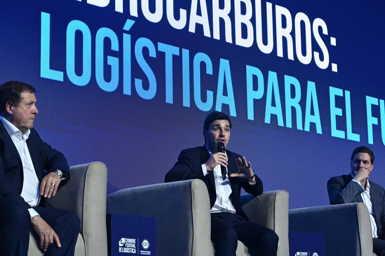 Cumbre Federal de Logística: Torres destacó el acuerdo de competitividad de Chubut como modelo para impulsar inversiones